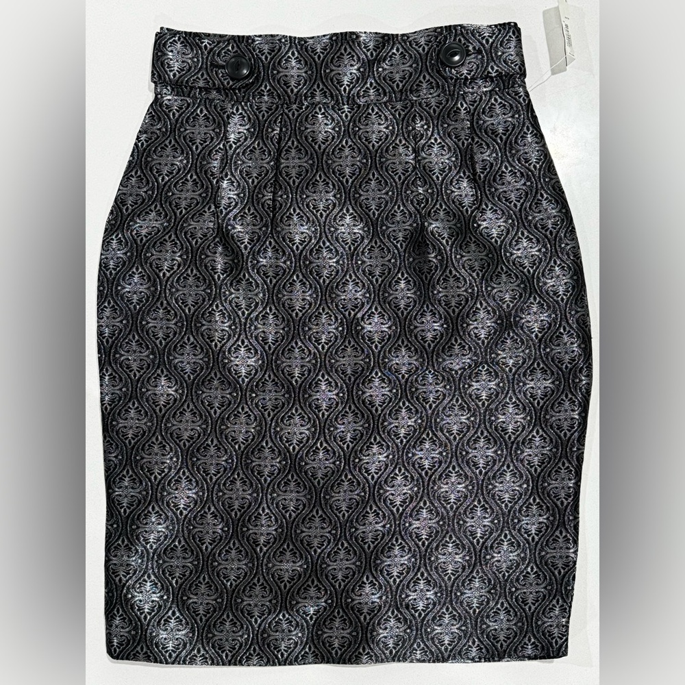 NEW Harold’s 6 Silk Blend Brocade Pencil Skirt Metallic in Silver-Black $125
